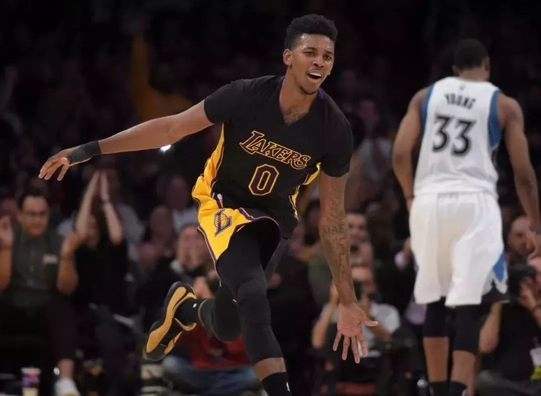 意甲西甲齐变天！AC米兰1-0登顶，巴萨3-1反超皇马，尤文终结2连平，马竞7连胜（意甲西甲同迎变局：AC米兰1-0登顶，巴萨3-1反超皇马，尤文止住2连平，马竞豪取7连胜）