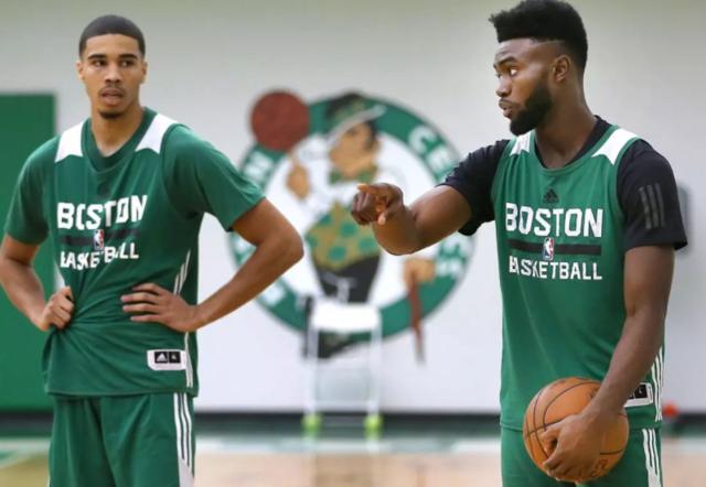 利物浦新援上演完美首秀（利物浦新援首秀惊艳亮相）