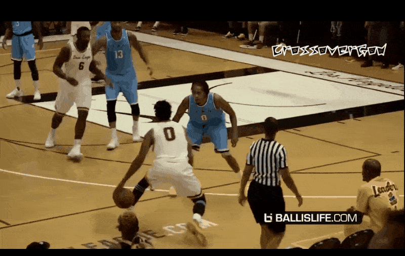 暂停关闭皮斯胡安球场，塞维利亚足球俱乐部坚决反对不公平处罚（塞维利亚俱乐部强烈抗议不公惩罚，反对暂时关闭皮斯胡安球场）