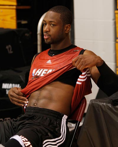 门将连续零封刷新纪录（守门员连场零封创纪录）