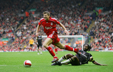 拜仁总监聊卡尔对比梅西：梅西是能想到的最夸张的比较对象！（拜仁总监谈卡尔被拿来和梅西比较：拿梅西当参照太夸张了！）