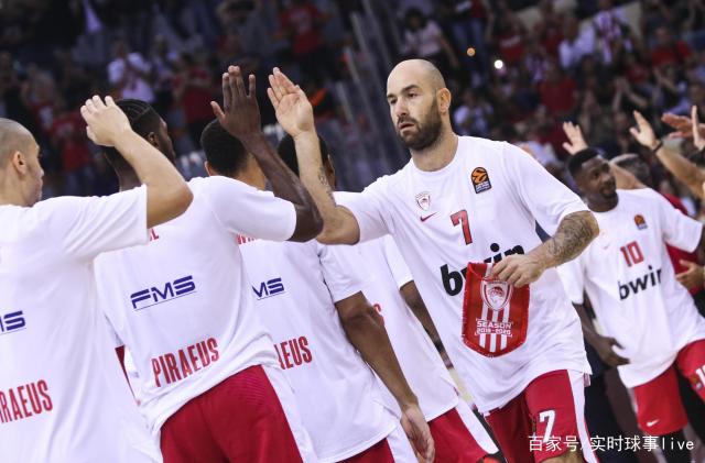 齐达内晒中国行照片：来中国遛了个弯，舒坦，下次还来（齐达内晒中国行美照：来华随性逛逛，惬意，下次还要再来）