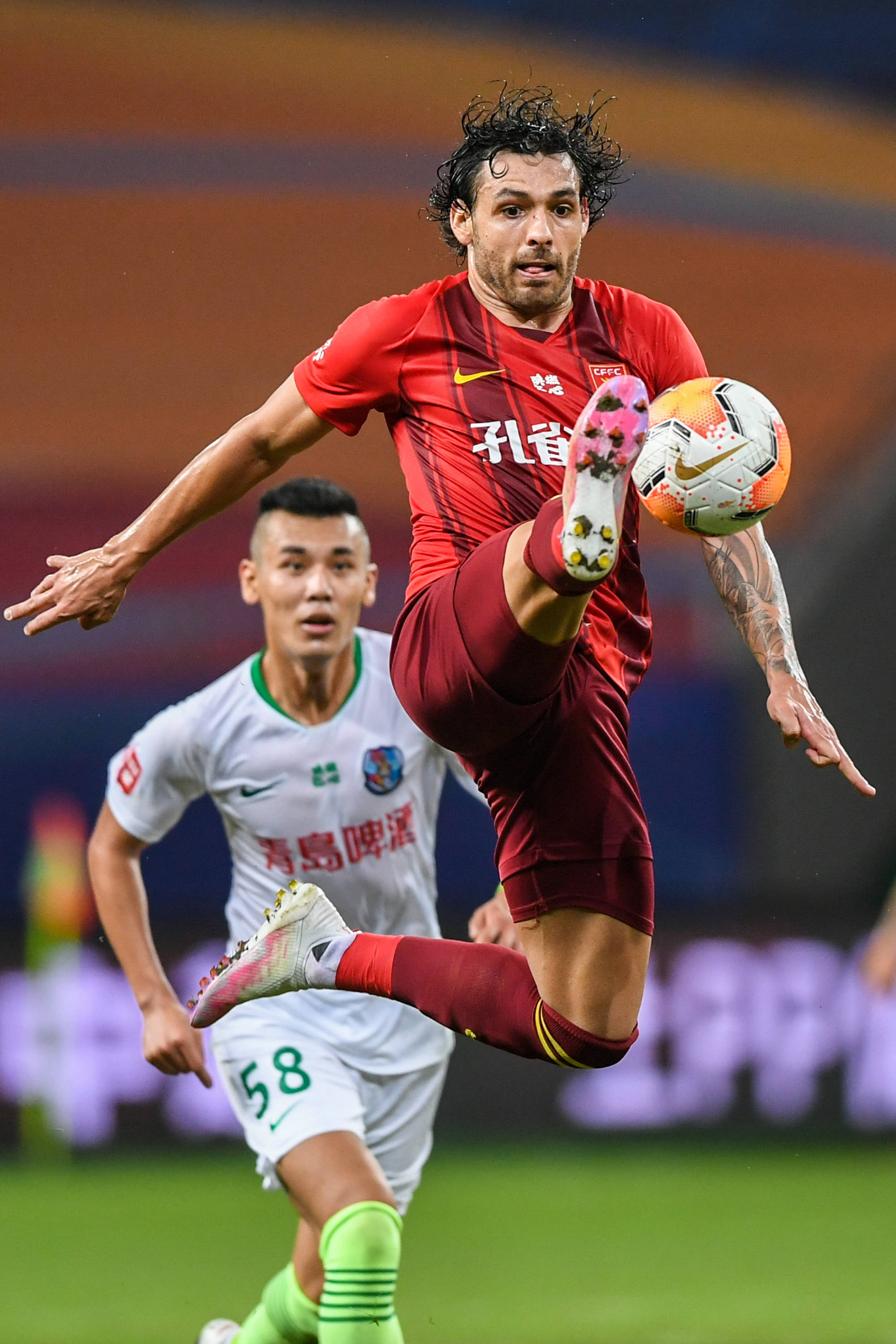 接近神不代表能超越神，科比距离乔丹的差距还是有质的差距（逼近不等于超越：科比与乔丹仍有质的鸿沟）