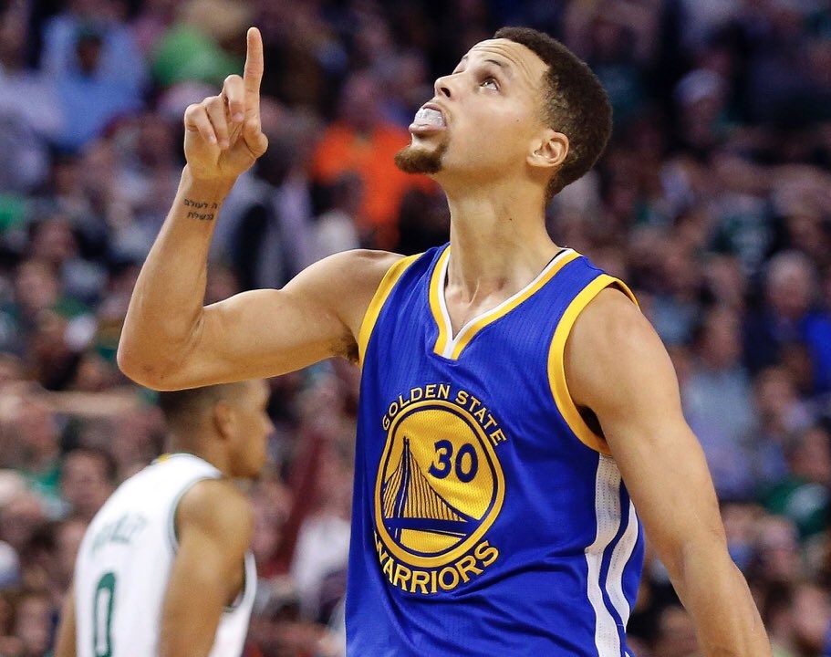 意媒：上个月跖骨骨折的梅雷特还将缺阵20天，意超杯有望复出（意媒：梅雷特上月跖骨骨折仍需休战约20天，或在意超杯复出）