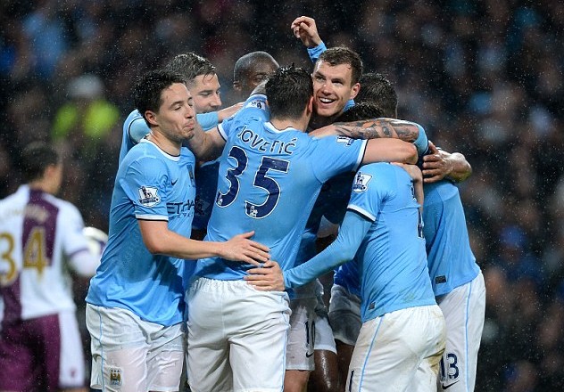 利物浦球迷热议换帅传闻，格拉斯纳因成绩亮眼成为焦点，而斯洛特面临困境。（利物浦换帅传闻惹议：格拉斯纳凭佳绩成焦点，斯洛特陷入困局）