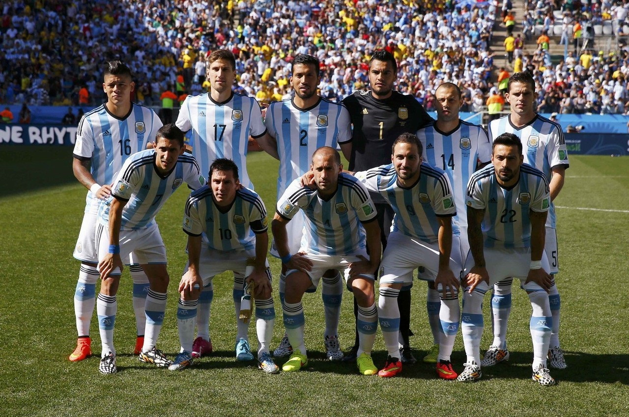 拜仁官方：于帕梅卡诺因负荷管理未进战圣保利大名单（拜仁官宣：于帕梅卡诺因负荷管理未进入对阵圣保利名单）