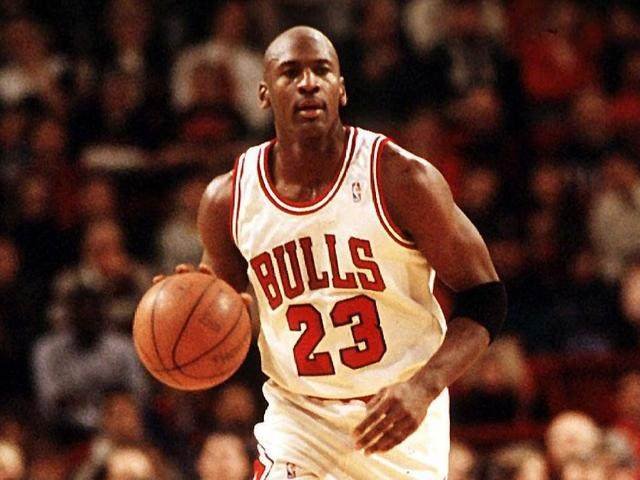 斯基拉：博努奇为意大利国家队现场考察了亚特兰大的四名球员（斯基拉：博努奇现场考察亚特兰大四将，为意大利队选材）