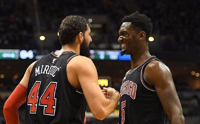 澳超前瞻：麦克阿瑟多线作战出现伤情，珀斯光荣上轮艰难取胜（澳超前瞻：麦克阿瑟多线奔波受伤病困扰，珀斯光荣上轮险胜）