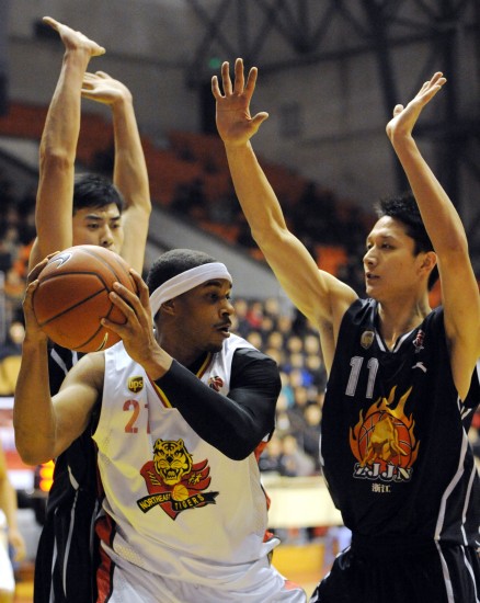 图片报：法比奥-席尔瓦渴望参加世界杯，正推动冬窗离开多特（图片报：为争世界杯席位，法比奥-席尔瓦正推动冬窗离开多特）